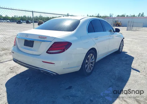 2018 Mercedes-Benz E 300 from USA, damaged, VIN WDDZF4JB9JA309108